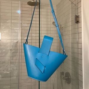 Carolina Santo Domingo amphora bag